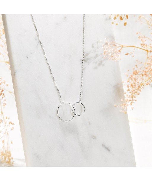 Collier anneaux entrelacés en argent Vous souhaitez 