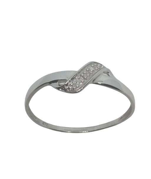 Bague en or gris, oxyde de zirconium ou a consommer sur place